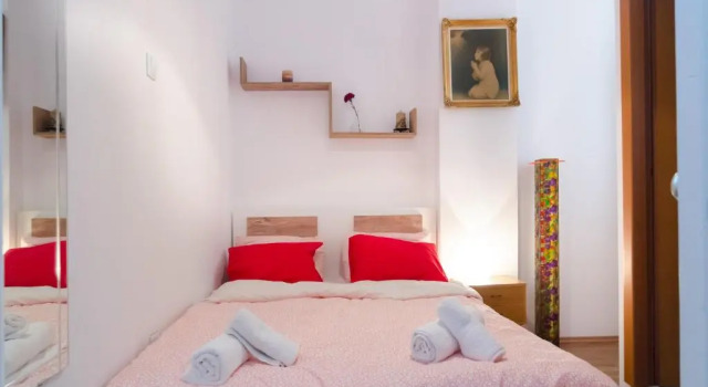 Aristotelous street small apartment, Забронировать Апартаменты/квартира Отели Салоников с парковкой, рядом с Базилика Святого Димитрия, Парковка