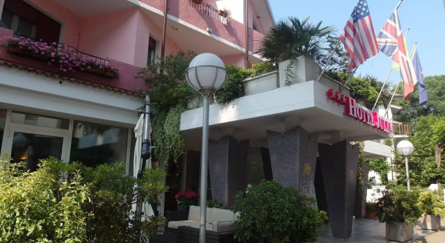 Hotel Julia, Reserva ahora Hotel Comacchio Lidi di Comacchio