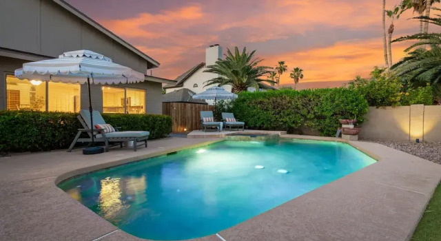 Коттедж Spanish Wells Retreat Free Pool Heat Spa BBQ