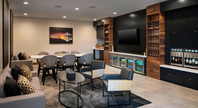 Двухместный клубный номер Standard Oakland Marriott City Center