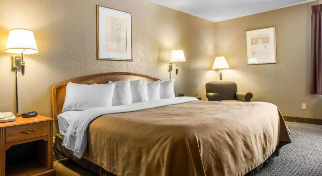 Номер Standard Comfort Inn & Suites Johnstown - Richland Town Center