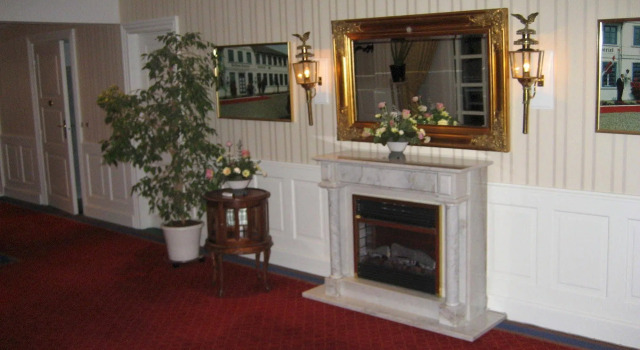 Den Gamle Grænsekro Inn, Rezervați Hotel Hoteluri în Syddanmark cu parcare, Parcare