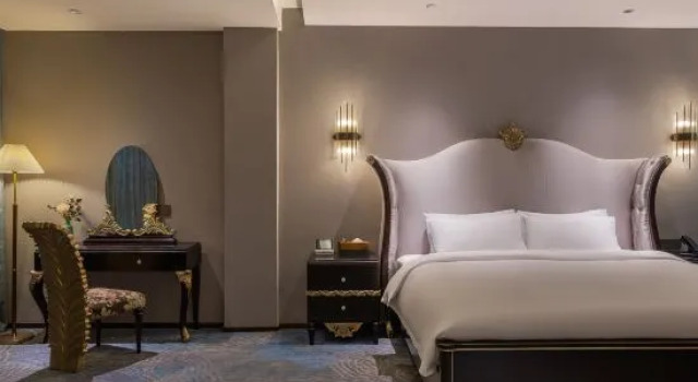 Люкс Grand Shangwei Bai Hotel (Chengdu Longquanyi Shimao Plaza Branch)