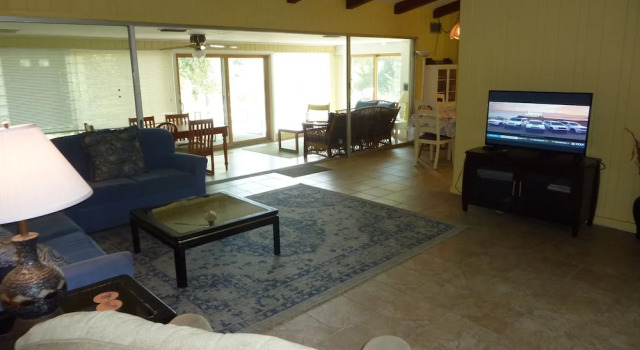Cottage BY THE SEA - Unit A by Jekyll Realty, Boek Vakantiehuis Hotels in Jekyll Island met parkeren, Parkeren