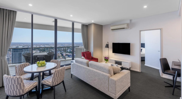 Люкс с 2 комнатами Meriton Suites Kent Street, Sydney