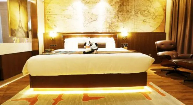 Люкс Business Lihua Street James Joyce Coffetel (Xinxing Street Subway Station)