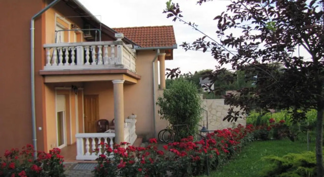 Апартаменты Alsóhegyi Apartmanok