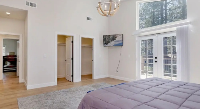 2018-mountain Palace 4 Bedroom Home by RedAwning, Rezerwuj Hotel Big Bear Lake Stany Zjednoczone
