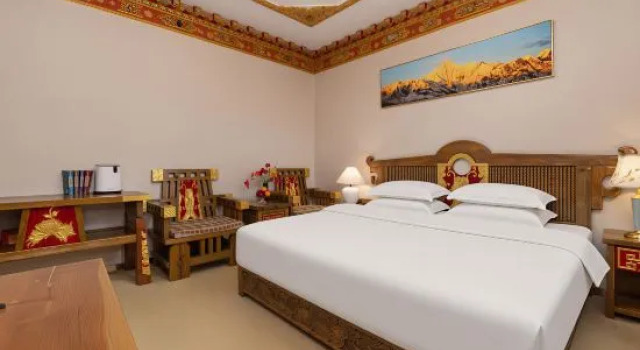 Двухместный люкс Deluxe Shangri-La Gu Yue Boutique Guesthouse