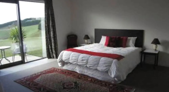 Springcurl Lodge, Забронировать Отель Отели Папакура 4 звезды, 4*