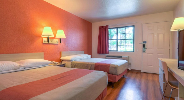 Номер Economy Motel 6-San Dimas, CA - Los Angeles