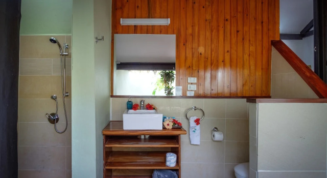 Бунгало Deluxe Viwa Island Resort