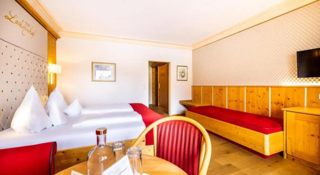 Номер Superior Schlosshotel Lacknerhof