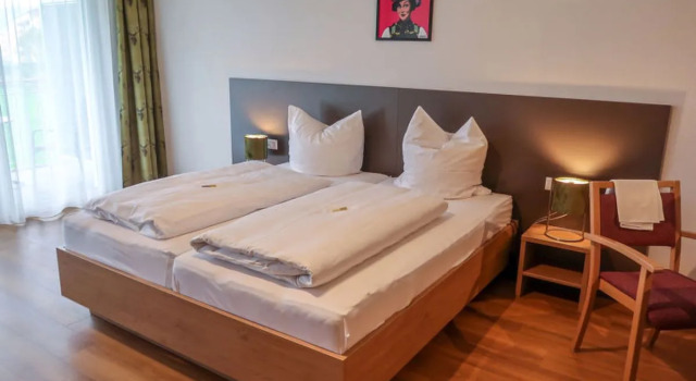 Apartment Colmar Kirchzarten, Забронировать Апартаменты/квартира Отели Кирхцартен с парковкой, Парковка