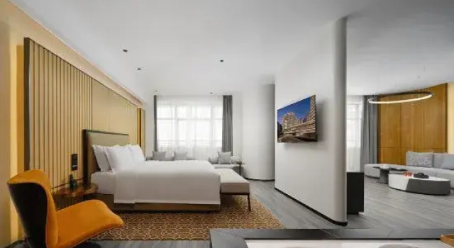 Люкс Deluxe Ramada By Wyndham Maoming Dianbai