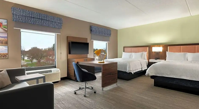 Двухместный люкс Hampton Inn & Suites Frederick/Fort Detrick