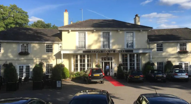 Alton House Hotel, Varaa Hotelli All inclusive -hotellit kohteessa Merseyside, All Inclusive