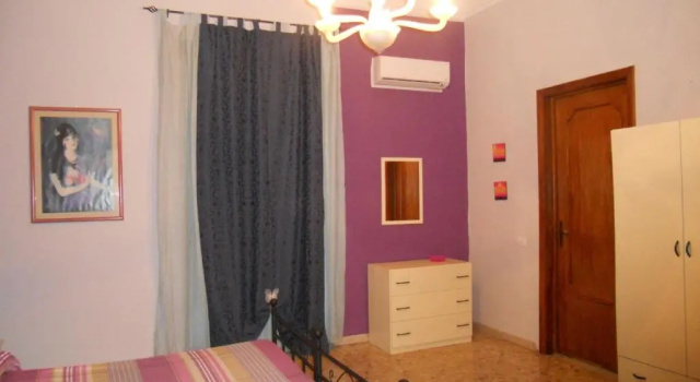 Piccadilly House, Забронировать Отель «постель и завтрак» Катания Сицилия, рядом с Городской музей Беллини