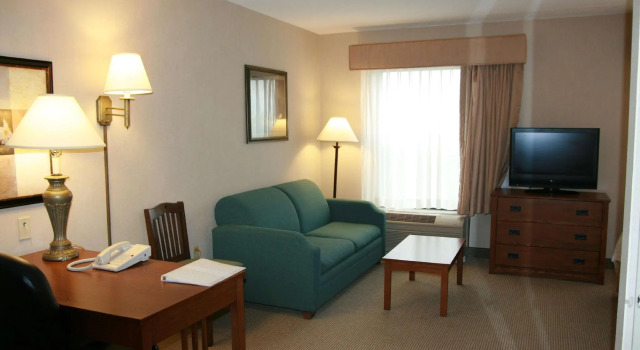 Четырёхместный люкс Hampton Inn Bloomsburg