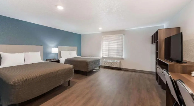 Четырёхместный номер Standard WoodSpring Suites Dayton North