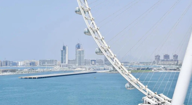 Апартаменты Spectacular 3 BR condo with maids room facing the Dubai Eye