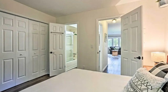 Апартаменты Vernon Condo w/ Deck, Near Appalachian Trail!