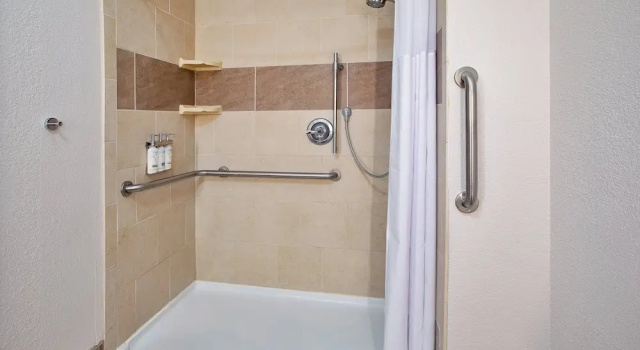 Двухместный номер Standard Holiday Inn Express Silver City by IHG