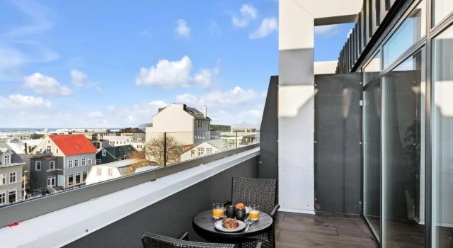 Апартаменты c 1 комнатой ALVA Apartments
