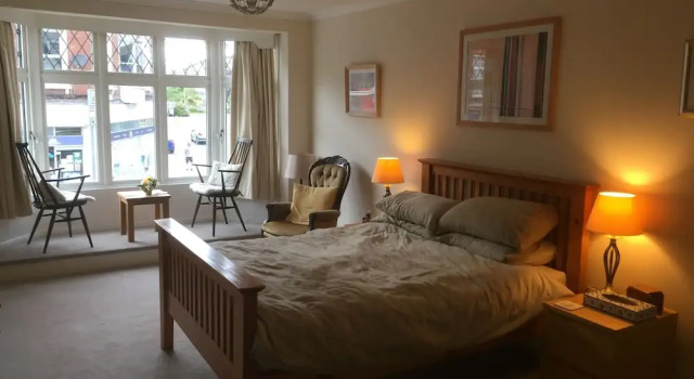 Modern 2 Bedroom Apartment in Central Exmouth