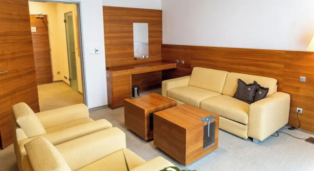 Апартаменты Deluxe Hotel AquaCity Mountain View