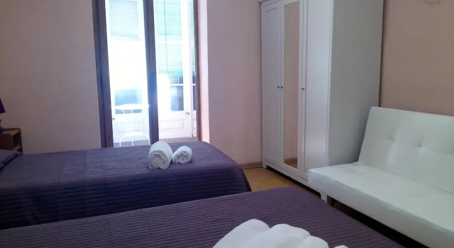 Трёхместный номер Standard Hostal Balmes Centro
