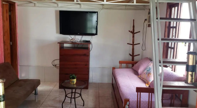 Casa da Dinda à 650m da praia de Itaúna