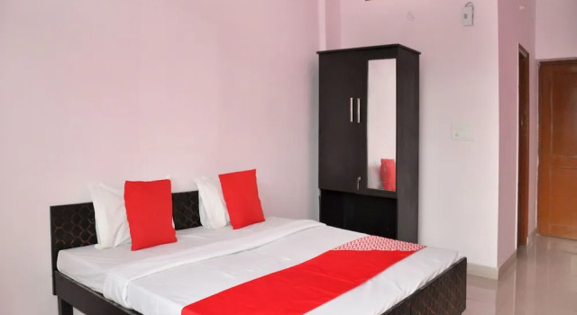 Двухместный номер Standard OYO 13319 Home Valley View Dharampur
