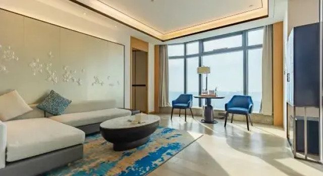 Люкс Deluxe с видом на озеро Shuguangwei Hotel (Hefei Swan Lake)
