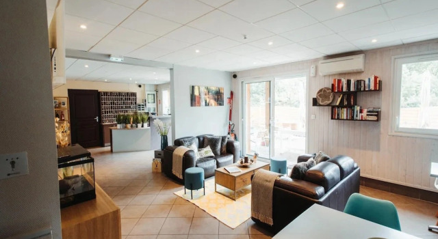 Rental for 6 With Private Balcony, Book Lejlighed Lejligheder i Ariège, Lejlighed