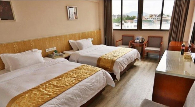 Zhangzhou Lianyi Business Hotel