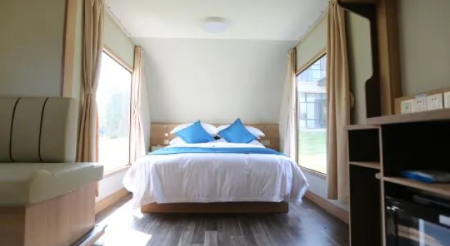Тент Anhui Jiaotong Huifeng Yuyun Taiping Lake Hotel