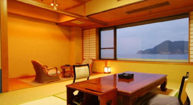 Okukinosaki Seaside Hotel, Boek Hotel Hotels in Hyogo met zwembad, Zwembad