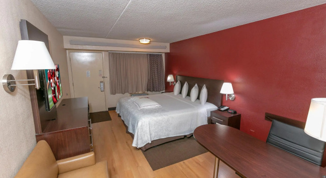 Номер Premium Red Roof Inn PLUS+ Columbus - Dublin