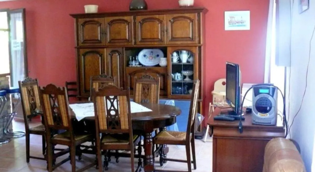 Maison de 2 chambres avec jardin clos et wifi a Marcillac la Croisille, Prenota Hotel Hotel a Aquitania con parcheggio, Parcheggio