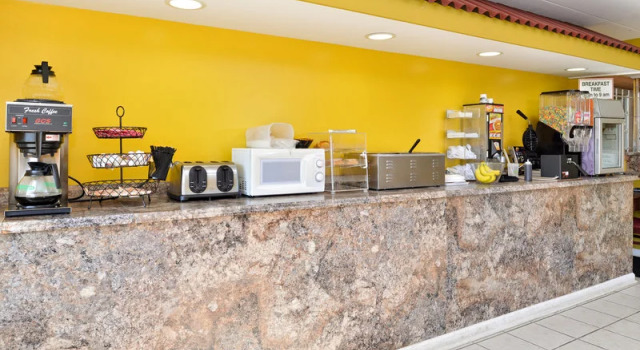 Americas Best Value Inn Princeton, Rezerwuj Hotel Hotele w Princeton ze śniadaniem, Śniadanie