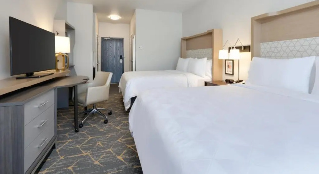 Четырёхместный номер Standard Holiday Inn Yuma by IHG