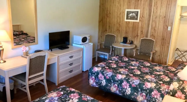 Четырёхместный номер Standard Lake City Motel