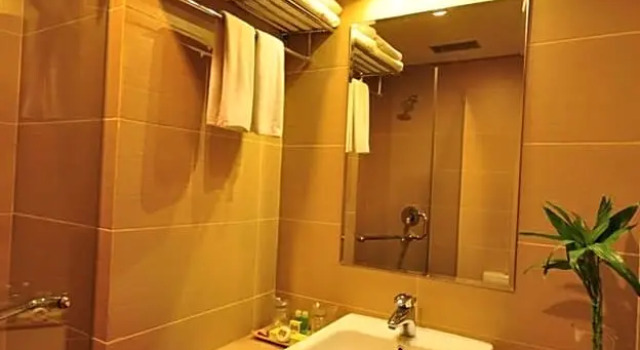 Camera tripla Standard De Batara Hotel