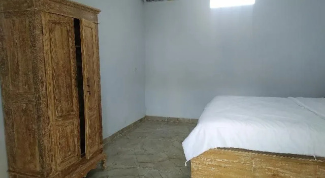 OYO 90464 Ryan Guest House, Reservar Casa de hóspedes Hotéis em Bali com piscina, Piscina