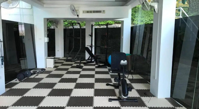 Апартаменты Karon View Apartments
