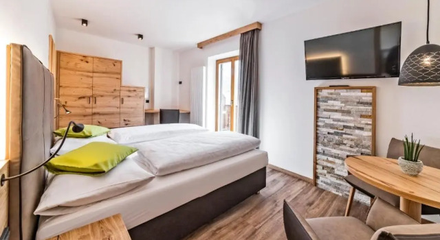 Двухместный номер Standard с видом на горы Hotel Garni Sonngart