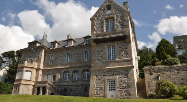 Appartement BELLE VUE MER dans la Tour du Château de Trestraou à PERROS-GUIREC - Réf 865, Rezerwuj Apartament Perros-Guirec 