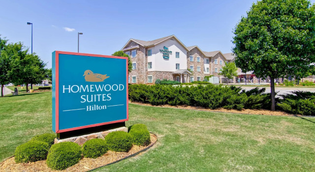Кровать в общем номере Homewood Suites by Hilton Oklahoma City-West