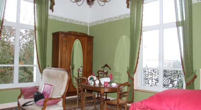 Le Clos Domremy, Rezervovat Hotel Domrémy-la-Pucelle 